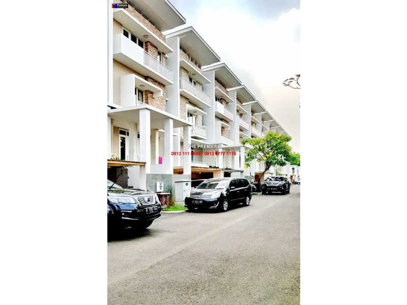Dijual / Disewakan Townhouse Sherwood Garden Residence Kelapa Gading, Jakarta Utara, BARU !!