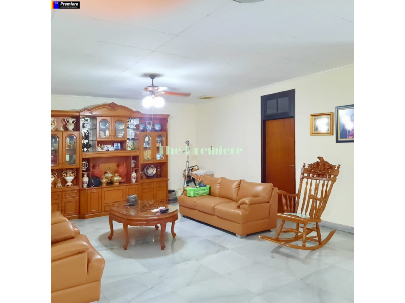 Rumah Besar Kelapa Puyuh Kelapa Gading, Jakarta Utara, NEGO ABIZZ !!