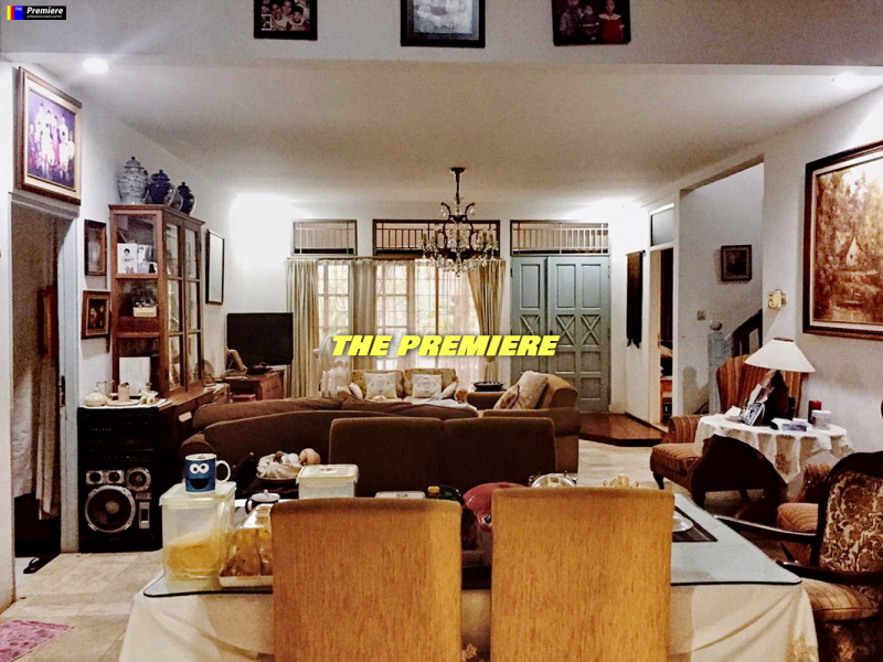 Rumah Besar Siap Huni Bintaro Village, Bintaro, Tangerang Selatan