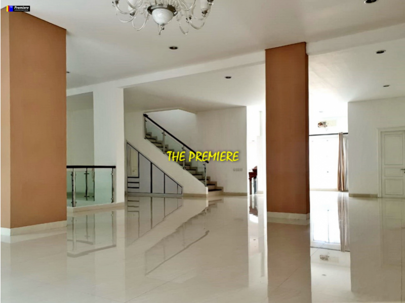 Rumah Royal Gading Mansion Kelapa Gading, Jakarta Utara, Renovated !!