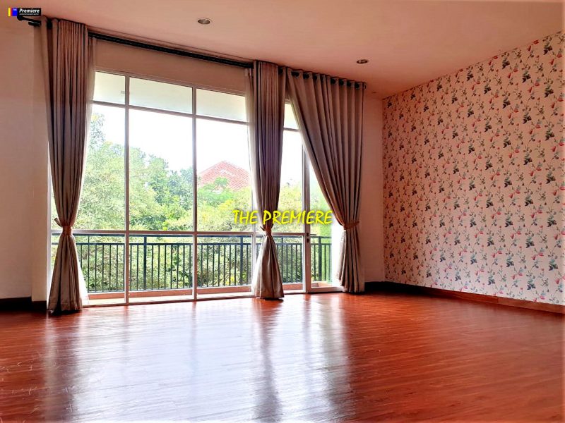 Rumah Royal Gading Mansion Kelapa Gading, Jakarta Utara, Renovated !!