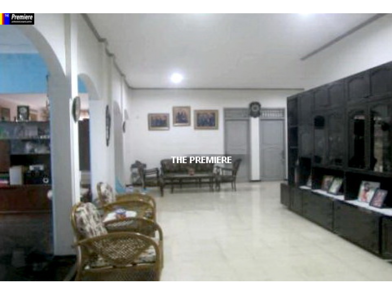 Rumah Tua Dijual Di Jakarta Barat Semi Furnished!!!