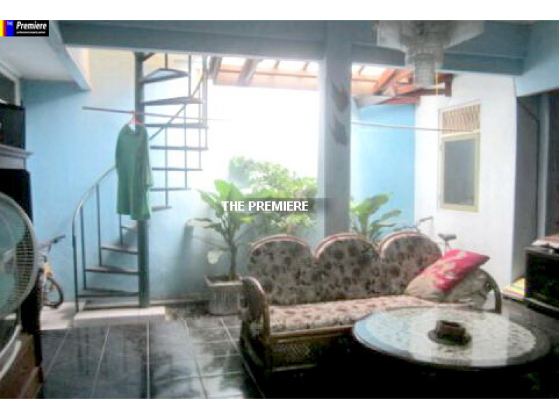 Rumah Tua Dijual Di Jakarta Barat Semi Furnished!!!