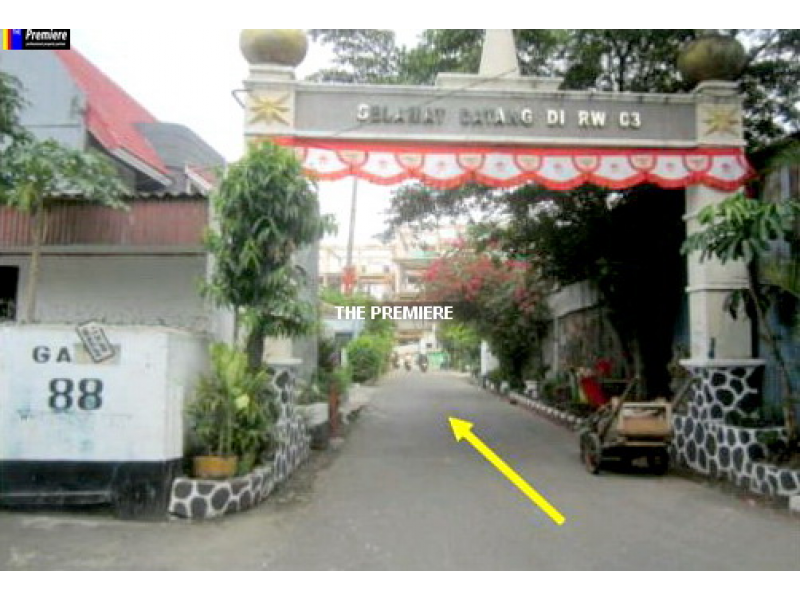 Rumah Tua Dijual Di Jakarta Barat Semi Furnished!!!