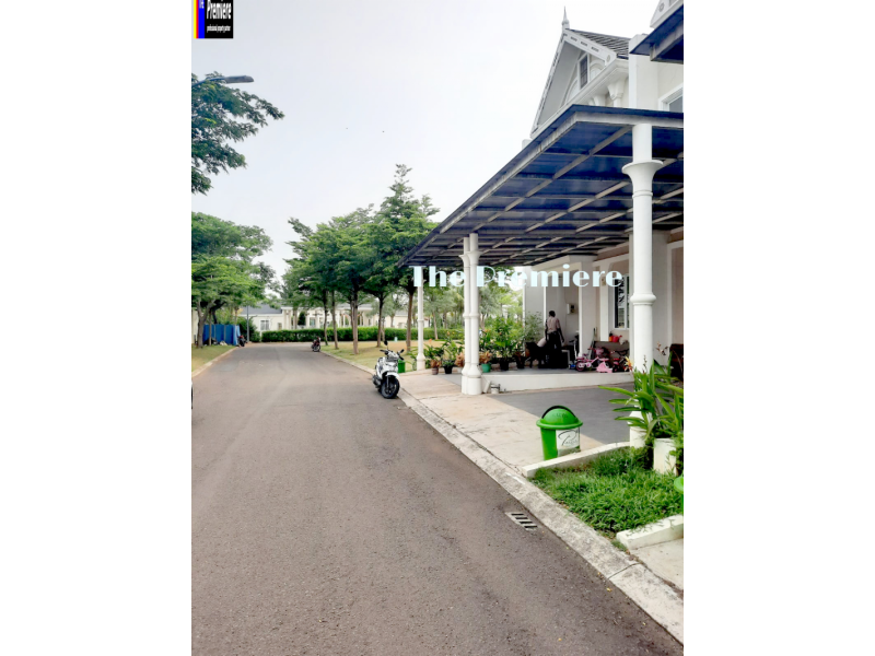 Dijual Rumah Standard Di  Jakarta Garden City