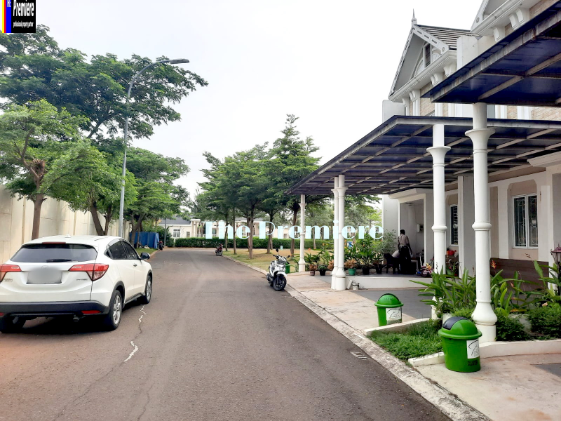 Dijual Rumah Standard Di  Jakarta Garden City