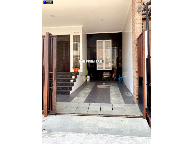 Rumah Dijual Di Gading Elok, Kelapa Gading, Jakarta Utara, SEMIFURNISHED!!!