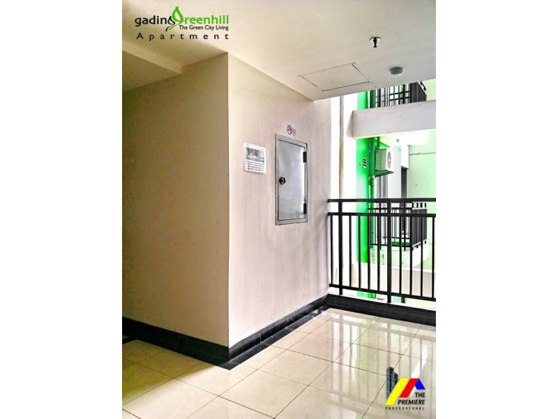 Apartemen Gading Greenhill 2br Lantai Rendah Hadap Swimming Pool - Bisa Kredit
