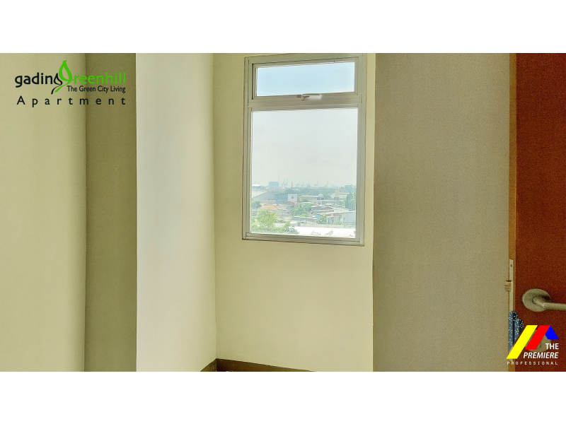 Apartemen Gading Greenhill 2br Lantai Rendah Hadap Swimming Pool - Bisa Kredit