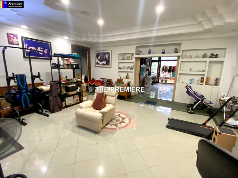 Rumah Danau Agung Sunter, Jakarta Utara