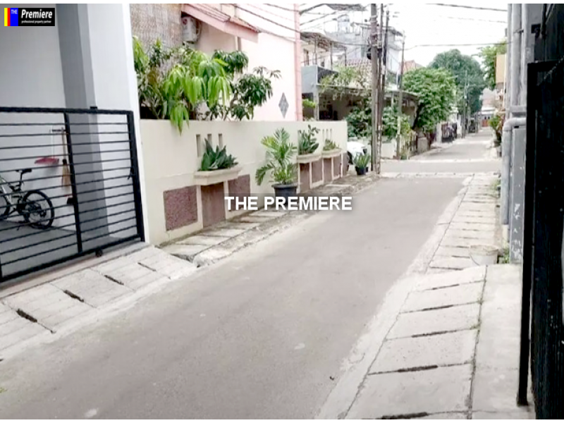 Rumah Dijual Di BCS Kelapa Gading Jakarta Utara, BARU RENOVASI!!