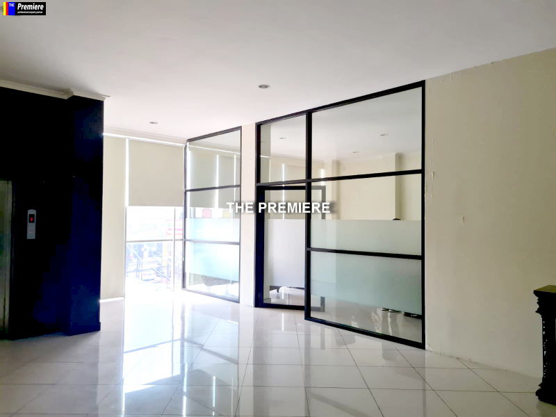 Gedung Kantor Dijual Di Cilandak, Jakarta Selatan