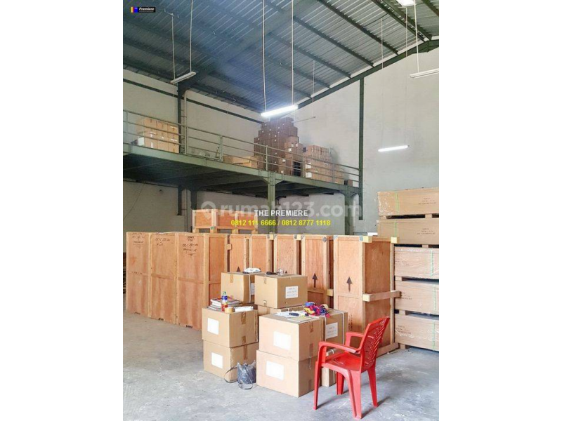 Gudang Plumpang Semper Raya dekat Kelapa Gading, Jakarta Utara