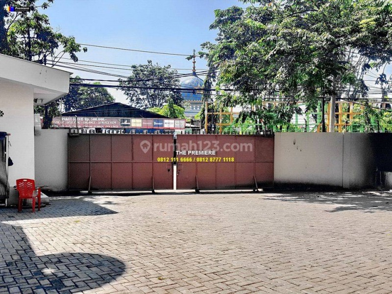 Gudang Plumpang Semper Raya dekat Kelapa Gading, Jakarta Utara