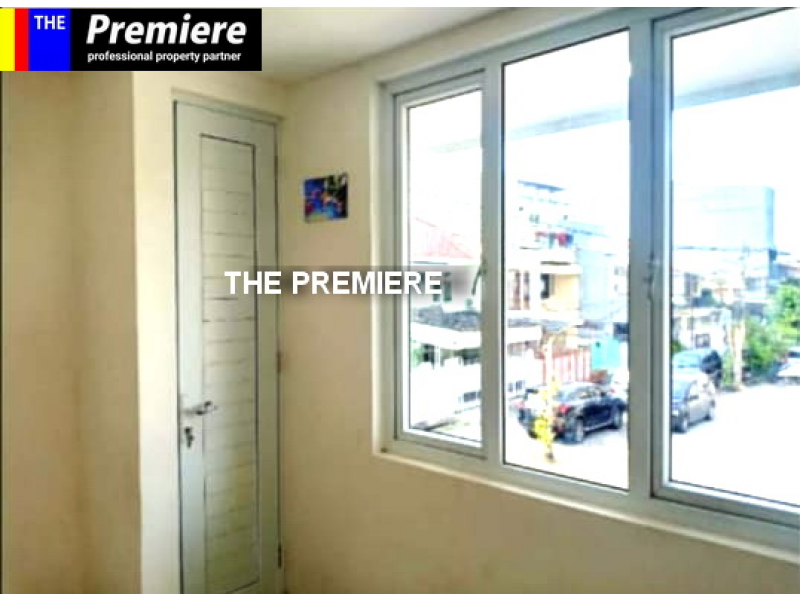 RUMAH  PERMATA BIRU KELAPA GADING FULL RENOVASI