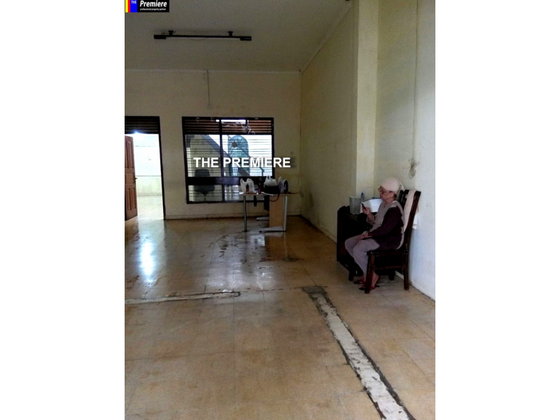 Dijual rumah hitung tanah Cempaka Putih Tengah