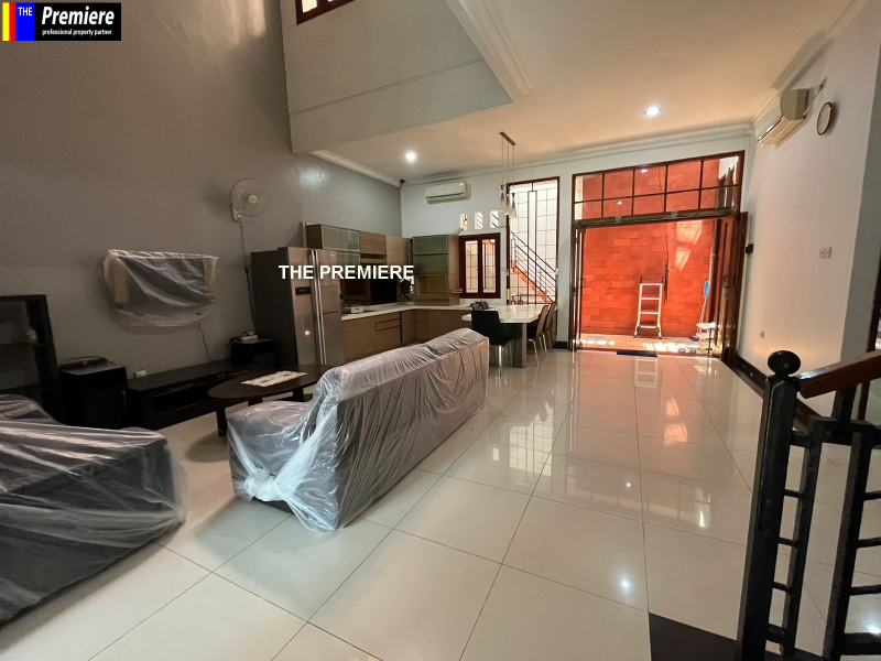 Disewakan Rumah Fully Furnished Di Kelapa Gading