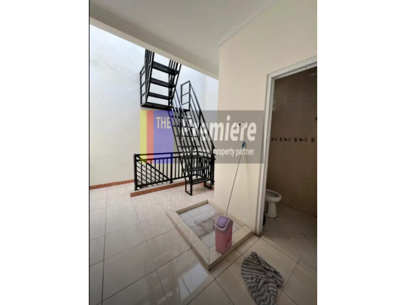 RUMAH SIAP HUNI DI TENGAH KELAPA GADING AKSES BAGUS BEBAS BANJIR  KELAPA PUAN, LOKASI DIBELAKANG MALL KELAPA GADING