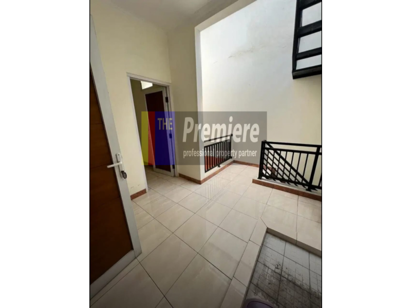 RUMAH SIAP HUNI DI TENGAH KELAPA GADING AKSES BAGUS BEBAS BANJIR  KELAPA PUAN, LOKASI DIBELAKANG MALL KELAPA GADING