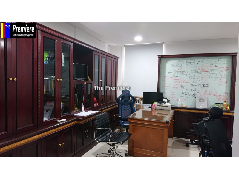 Dijual Rumah di Kelapa Molek Lokasi Strategis