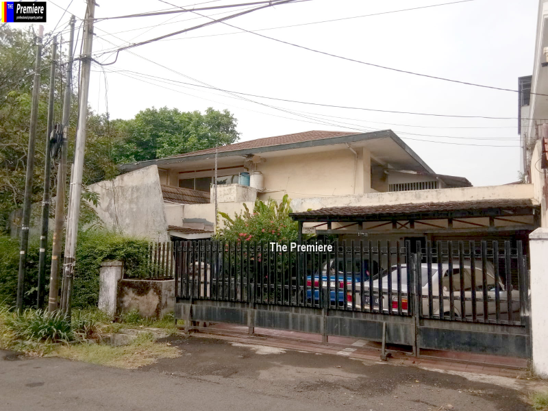 Dijual Rumah Luas Di Kayu Putih