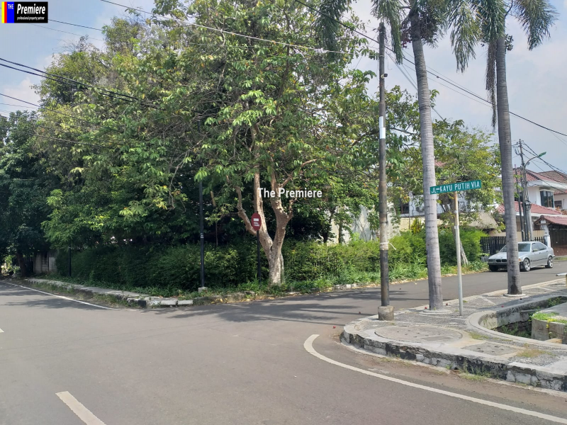 Dijual Rumah Luas Di Kayu Putih