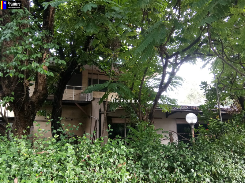 Dijual Rumah Luas Di Kayu Putih