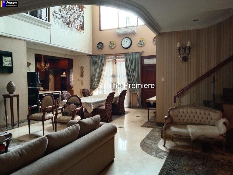 RUMAH MEWAH GANDARIA KEBAYORAN BARU JAKARTA
