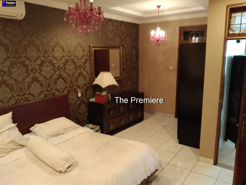 RUMAH MEWAH GANDARIA KEBAYORAN BARU JAKARTA