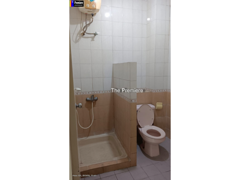 RUKO JL.MATARAMAN JAKARTA TIMUR