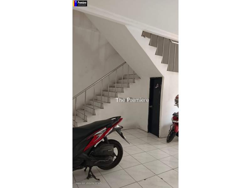 RUKO JL.MATARAMAN JAKARTA TIMUR