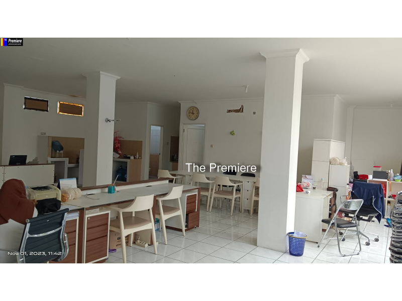 RUKO JL.MATARAMAN JAKARTA TIMUR