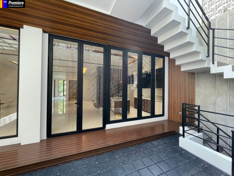 Rumah Mewah Brand New Di Gading Serpong Tangerang