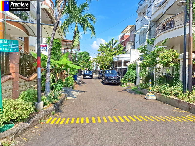 Murah! Rumah Pelepah Hijau Kelapa Gading Jakarta Utara