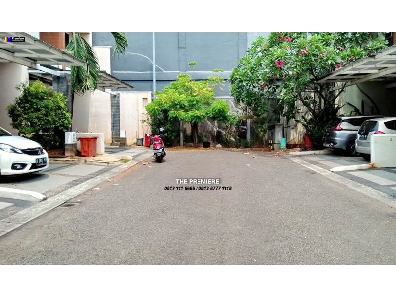 Dijual / Disewakan Rumah Riviera Garden Kelapa Gading, Jakarta Utara, HUNIAN AMAN dan NYAMAN