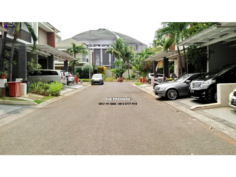 Dijual / Disewakan Rumah Riviera Garden Kelapa Gading, Jakarta Utara, HUNIAN AMAN dan NYAMAN